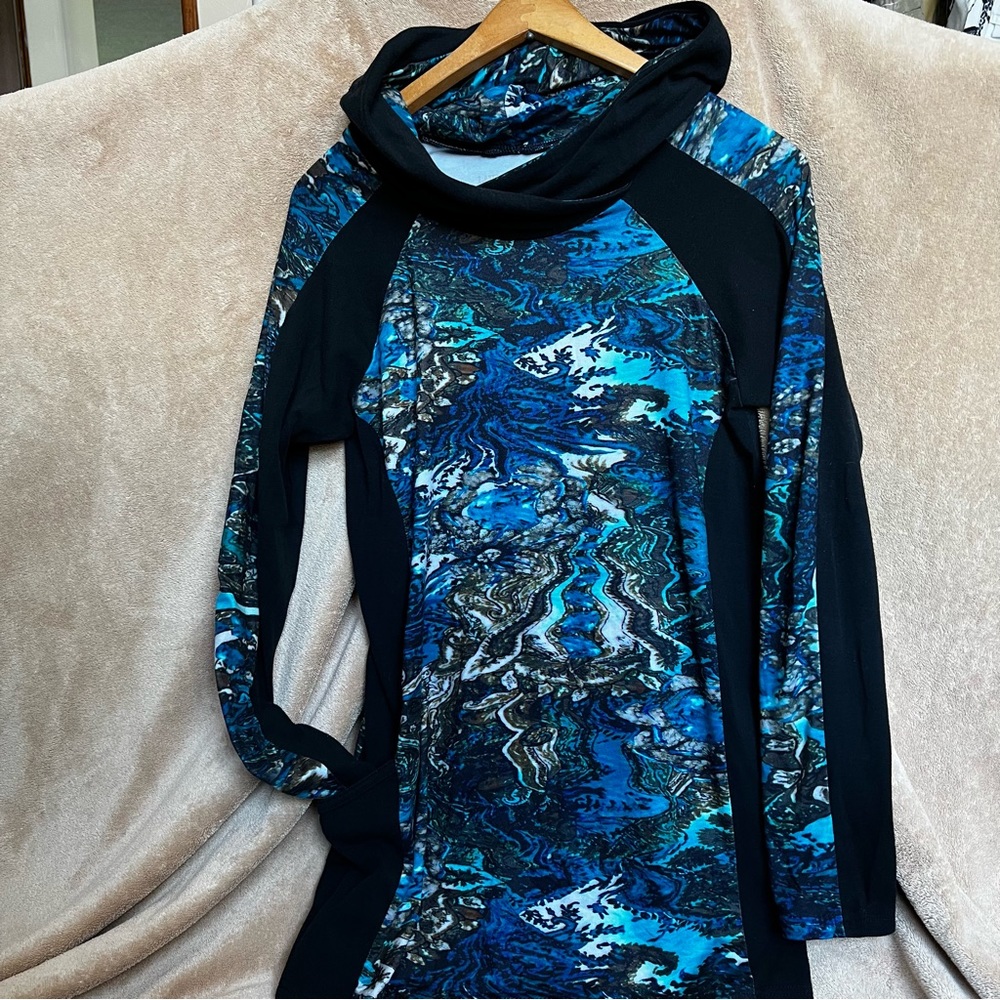 Laura Hlavac Swirl Hoody - Small